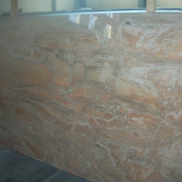 Брекчиа Оничиата