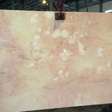 Мрамор Россо Португало