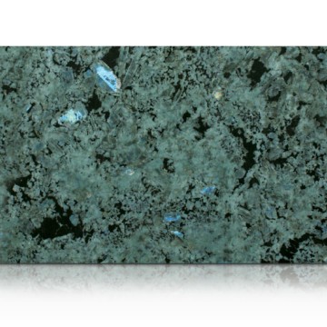 Лабрадорит Биг Блю