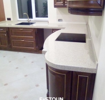 Изделие с интегрированным подоконником из искусственного камня Tristone F122 Grandex A411 Изделие с интегрированным подоконником из искусственного камня Tristone F122 Grandex A411