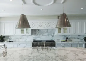 Столешницы для кухни из искусственного камня