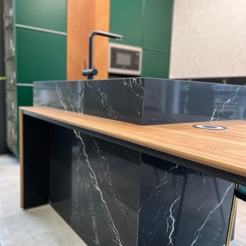 Кварцевый агломерат Avant 7060 Калакатта Мон Сен-Мишель