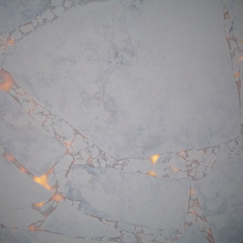 Кварцевый агломерат Avant 7090 Калакатта Рона-Альпы