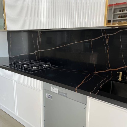 Кварцевый агломерат Avant 7700 Калакатта Марсель