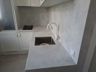 Столешница и стеновая панель из кварцевого агломерата Avant Мулен
