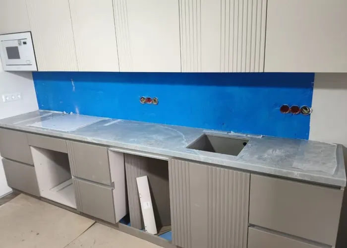 Кухонная столешница из кварца Primax 335 Tiffani Blue — Москва, ВАО