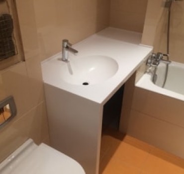 Изделие из камня в ванную: зачем, цена и как заказать?