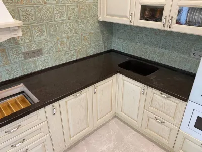 Кухня из акрилового камня Grandex A419 Cromium Atom в Одинцово