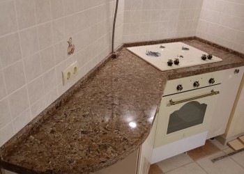 Столешницы для кухни из кварцевого агломерата Samsung Radianz Wilshire Amber WA389