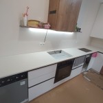 Столешница на кухню из кварцевого агломерата Аварус R543 Пик Эльбруса Столешница на кухню из кварцевого агломерата Аварус R543 Пик Эльбруса