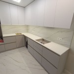 Столешница из кварцевого агломерата Аварус R723 Солнечный Сочи Столешница из кварцевого агломерата Аварус R723 Солнечный Сочи