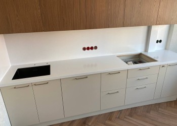 Столешницы для кухни из искусственного камня Grandex A422 Snow Pile