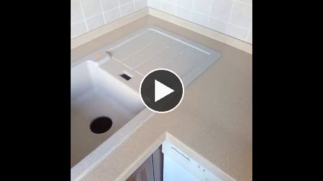 Видеообзор: Небольшая столешница на кухню из искусственного камня Tristone S 107 Peach Tree
