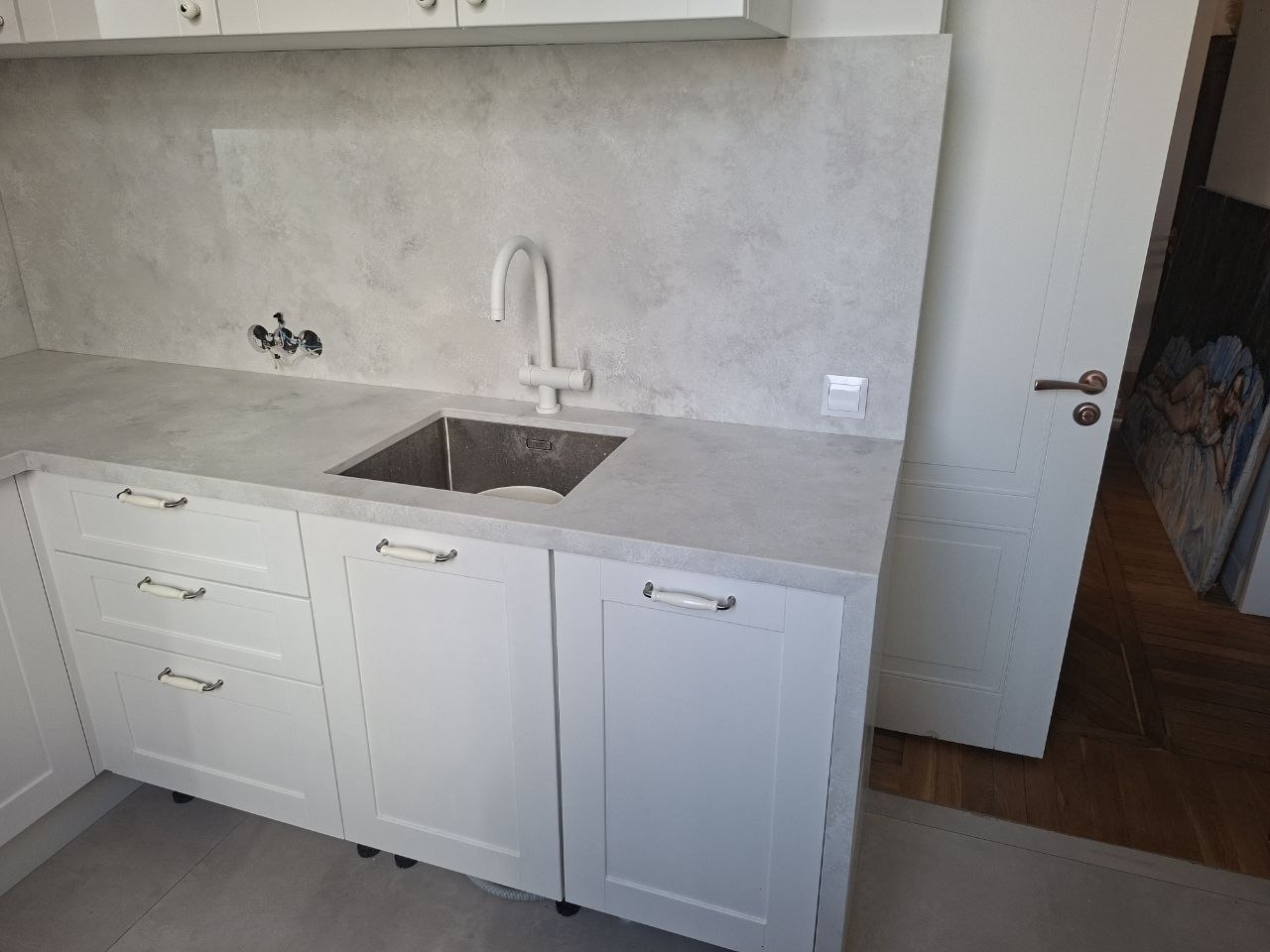 Столешница Avant 8100 Мулен после монтажа — Ленинградский проспект