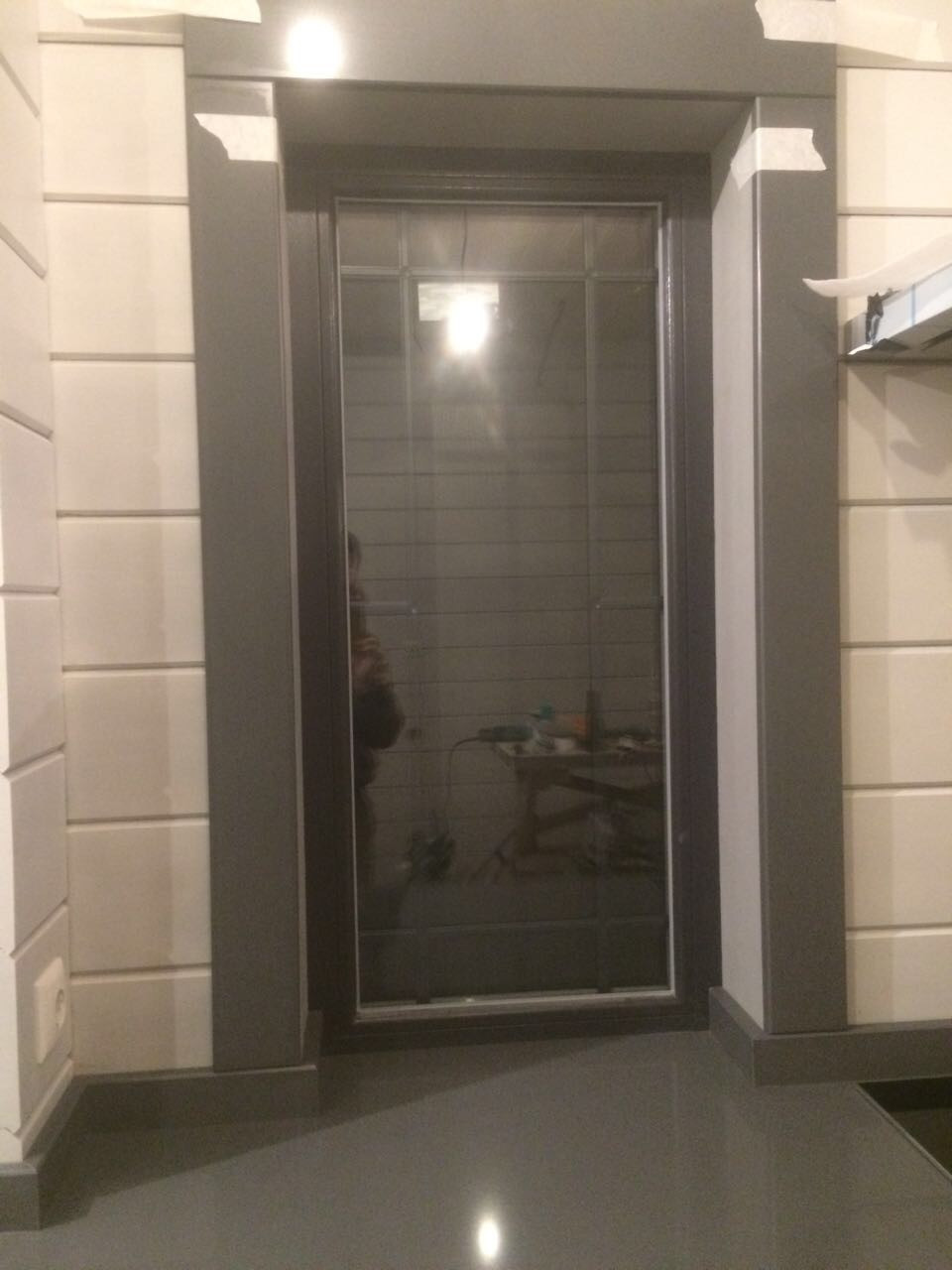 Оконные наличник из кварца Plazastone: выглядит классно